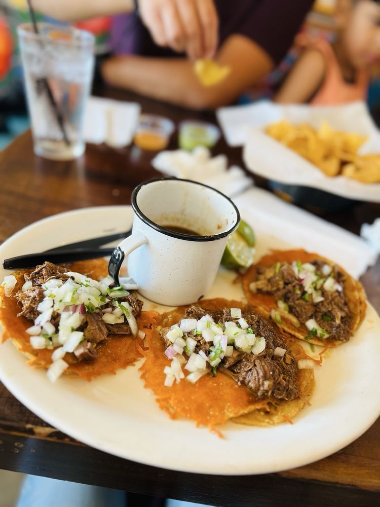 Los Panchos Tacos & Cantina