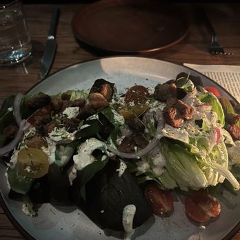 Comedor - Salad - Mexican Near Me - Austin, Texas