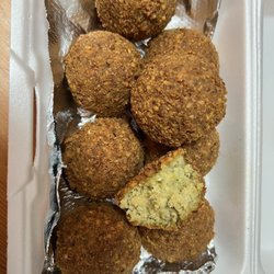 Cedar Halal Market - THE best fluffiest falafel I've ever had!