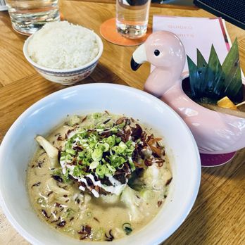 Eem - Green Curry Sausage with pork and vegetables - Cocktail Bars Near Me - Portland, Oregon