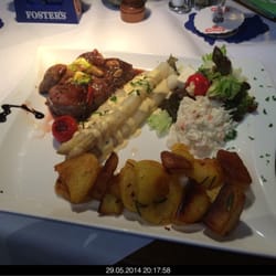 Pianola - Rumpsteak mit Spargel und Bratkartoffeln