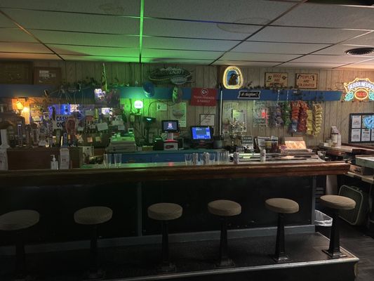 Wilshire Tavern by null