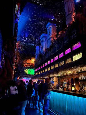 Tradition bar by null