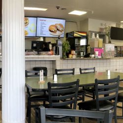 El Burrito Tapatio - El Burrito Tapatio interior