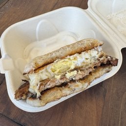 Dry dry breakfast sandwich :(