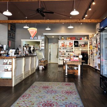 Twin Pies - Coffee & Tea Near Me - Linesville, Pennsylvania