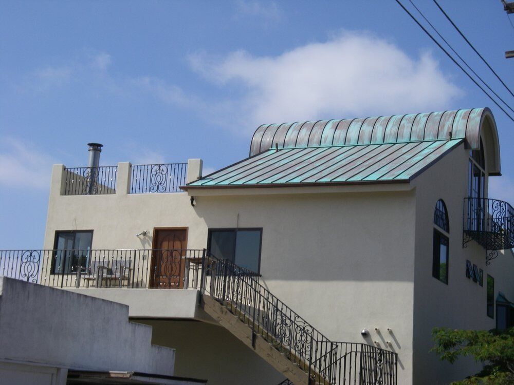 Slide of Dils Roofing & Solar