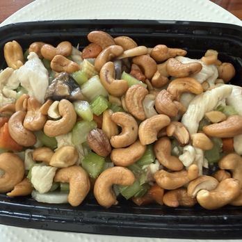 Borgfeld Bistro Asian Kitchen - Cashews chicken served with rice: no skimping on cashews or celery. Just needed soy and duck sauce for added flavor. - Chinese Near Me - San Antonio, Texas Borgfeld Bistro Asian Kitchen - Cashews chicken served with rice: no skimping on cashews or celery. Just needed soy and duck sauce for added flavor. - Chinese Near Me - San Antonio, Texas