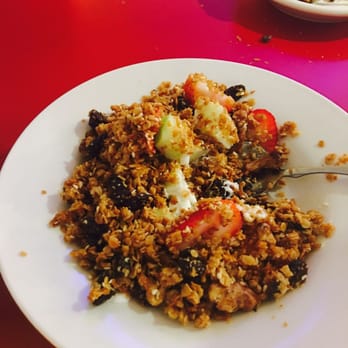 The Lucky Platter - Delicious yogurt with fruits and granola! - New American Near Me - Evanston, Illinois