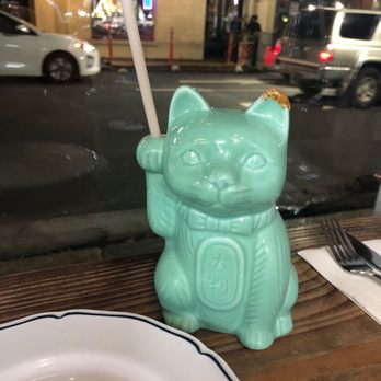 Fete - Spicy kitty - New American Near Me - Honolulu, Hawaii