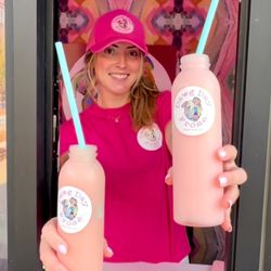 Dawg Day Frosé - Frozen wine slushies to go!  Freezer safe for up to two months.