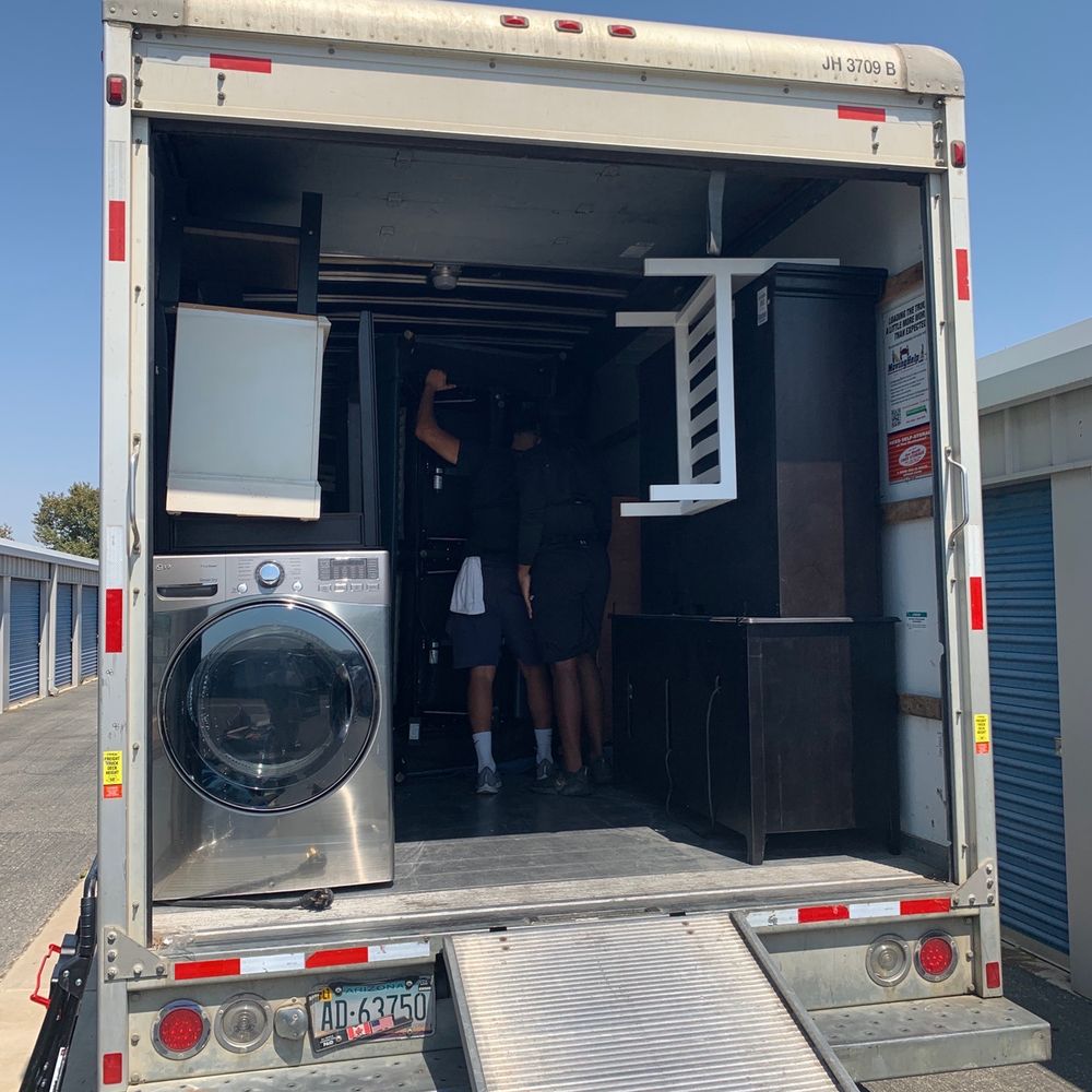 Willie Jay's Moving Services - Furniture Tetris - Movers Near Me Willie Jay's Moving Services - Furniture Tetris - Movers Near Me