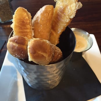 Foundry Kitchen and Bar - Gastropubs Near Me - Elyria, Ohio