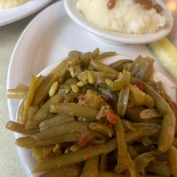 Landmark Diner Restaurant - Green beans and mashed potatoes - Diners Near Me - Charlotte, North Carolina Landmark Diner Restaurant - Green beans and mashed potatoes - Diners Near Me - Charlotte, North Carolina