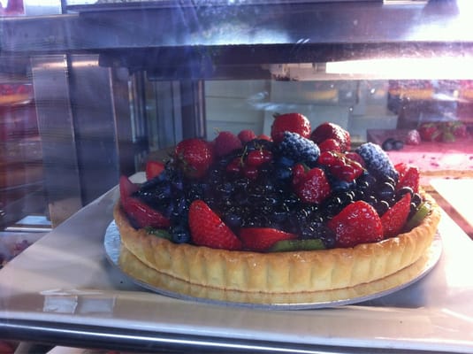 l-ultime-patisserie-23-brigantine-st-byron-bay-new-south-wales