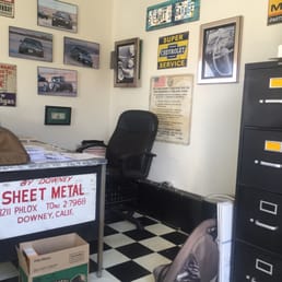 Inside shop. Classic hot rod pix! Nice Inside shop. Classic hot rod pix! Nice