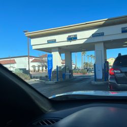 Chase Bank - This Chase sucks... from the parking to the left ATM that never works!