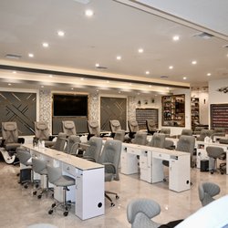 5th Nail Lounge