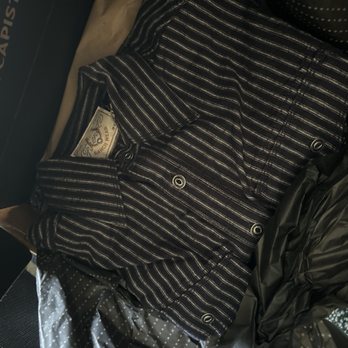 Freenote Cloth - Highland Park - The new shirt - Leather Goods Near Me - Los Angeles, California Freenote Cloth - Highland Park - The new shirt - Leather Goods Near Me - Los Angeles, California