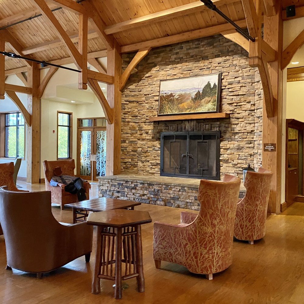 Stonewall Resort - Lobby - Hotels Near Me - Roanoke, West Virginia