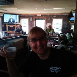 Schooner's Bar & Grill - Beertenders at schooners are fond of shots