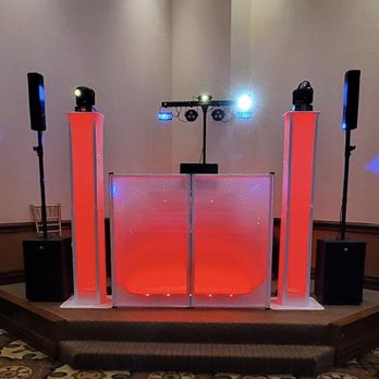 Dj Vince West - Package B 2 white totems with intelligent lighting with premium 4 speaker system. 1 dance floor effect light. - DJs Near Me - Victorville, California Dj Vince West - Package B 2 white totems with intelligent lighting with premium 4 speaker system. 1 dance floor effect light. - DJs Near Me - Victorville, California