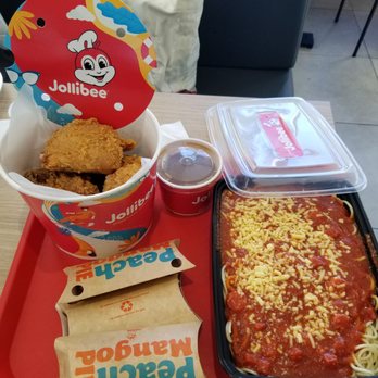 Jollibee - B has 6 chickenjoys, spaghetti amd Peach mango pie - Chicken Shop Near Me - Alhambra, California