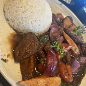 Jarana - Lomo Saltado* - Peruvian Near Me - Aventura, Florida