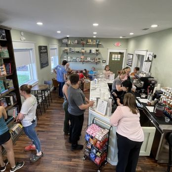 Rooted Books and Brews - Used Bookstore Near Me - Wauchula, Florida Rooted Books and Brews - Used Bookstore Near Me - Wauchula, Florida