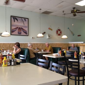The Breakfast Shack - Dining room - Diners Near Me - Boynton Beach, Florida The Breakfast Shack - Dining room - Diners Near Me - Boynton Beach, Florida