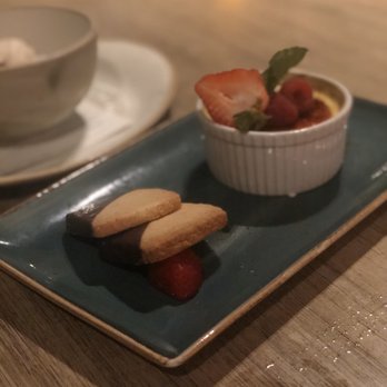 Herringbone Waikiki - Lilikoi Crème Brulee - Seafood Near Me - Honolulu, Hawaii