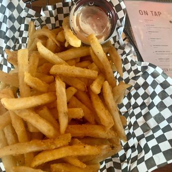 Meier's Creek Brewing - Inner Harbor - Pub Fries - Beer Bar Near Me - Syracuse, New York Meier's Creek Brewing - Inner Harbor - Pub Fries - Beer Bar Near Me - Syracuse, New York
