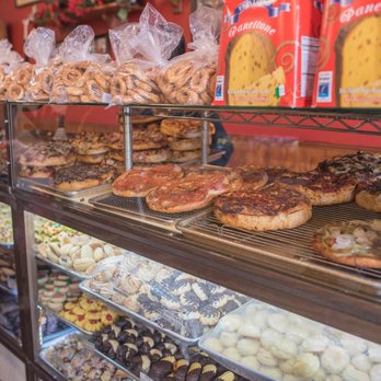 D'amato's Bakery - Pizza cabin - Bakeries Near Me - Chicago, Illinois