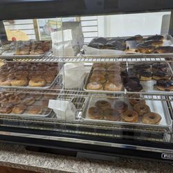 Grounded and Baked - Fresh doughnuts
