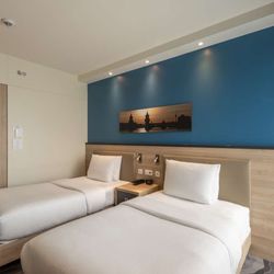 Hampton by Hilton Berlin City Centre Alexanderplatz - Guest room