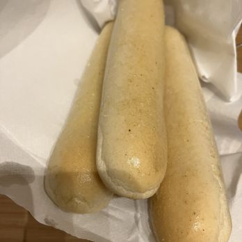 Olive Garden Italian Restaurant - Endless breadsticks - Italian Near Me - Burbank, California Olive Garden Italian Restaurant - Endless breadsticks - Italian Near Me - Burbank, California