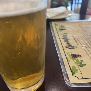 Giuseppe's Ristorante - Waiting for my group to arrive. - Persian/Iranian Near Me - Upland, California