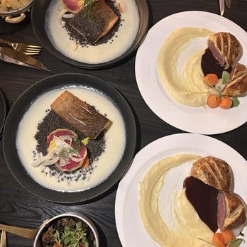 Hell's Kitchen - Crispy Skin Salmon and Beef Wellington - Cocktail Bars Near Me - Funner, California