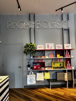 Rocambolesc by null
