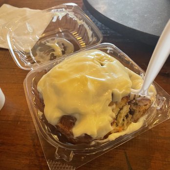 Robin Simmons Bakery - Cinnamon roll - Desserts Near Me - Virginia Beach, Virginia Robin Simmons Bakery - Cinnamon roll - Desserts Near Me - Virginia Beach, Virginia