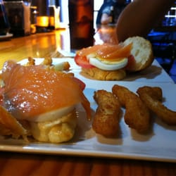 La Oca - Croasant de samon, huevo y tomate
