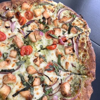 Beehive Pizza Company - 12" Bee-licious Pesto gluten-free - Pizza Near Me - Riverton, Utah