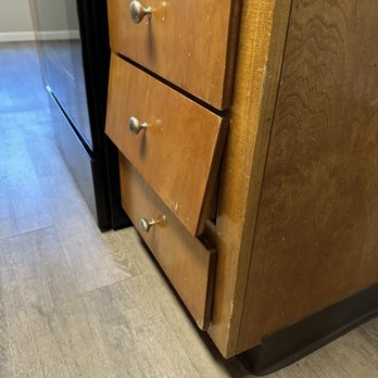 Northwood Place - Broken cabinets - Apartments Near Me - Modesto, California