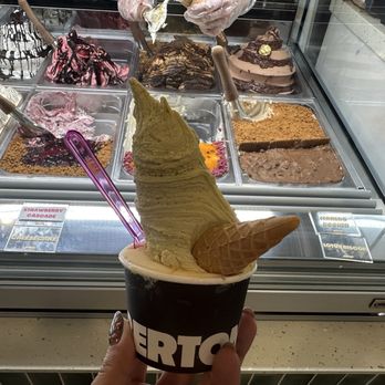 Bertoni Gelato - Pistachio gelato - Gelato Near Me - Brooklyn, New York Bertoni Gelato - Pistachio gelato - Gelato Near Me - Brooklyn, New York
