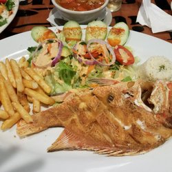 La Laguna Mariscos and Sushi