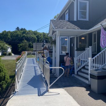 Dom’s Creamery - Side shot - Ice Cream & Frozen Yogurt Near Me - Avon, Connecticut Dom’s Creamery - Side shot - Ice Cream & Frozen Yogurt Near Me - Avon, Connecticut