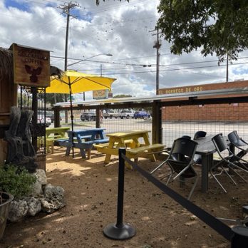 Plaza Colombian Coffee - Outdoor - Colombian Near Me - Austin, Texas Plaza Colombian Coffee - Outdoor - Colombian Near Me - Austin, Texas