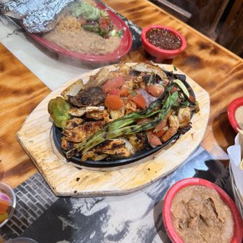 Salsa & Beer - Fajitas combo - Mexican Near Me - North Hollywood, California Salsa & Beer - Fajitas combo - Mexican Near Me - North Hollywood, California