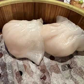 East Ocean Seafood Restaurant - Har gow, skin thick, lacking flavor but plenty of shrimp - Dim Sum Near Me - Walnut Creek, California East Ocean Seafood Restaurant - Har gow, skin thick, lacking flavor but plenty of shrimp - Dim Sum Near Me - Walnut Creek, California