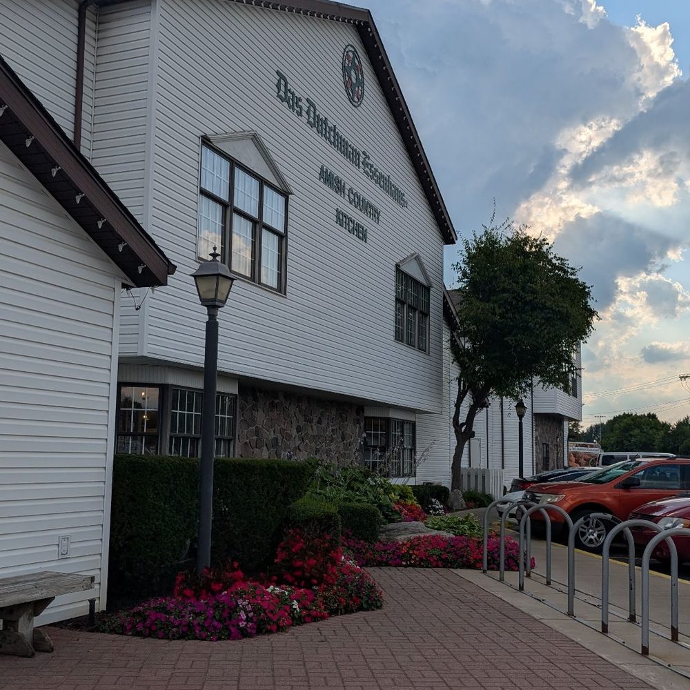 Das Dutchman Essenhaus - Bakeries Near Me - Middlebury, Indiana